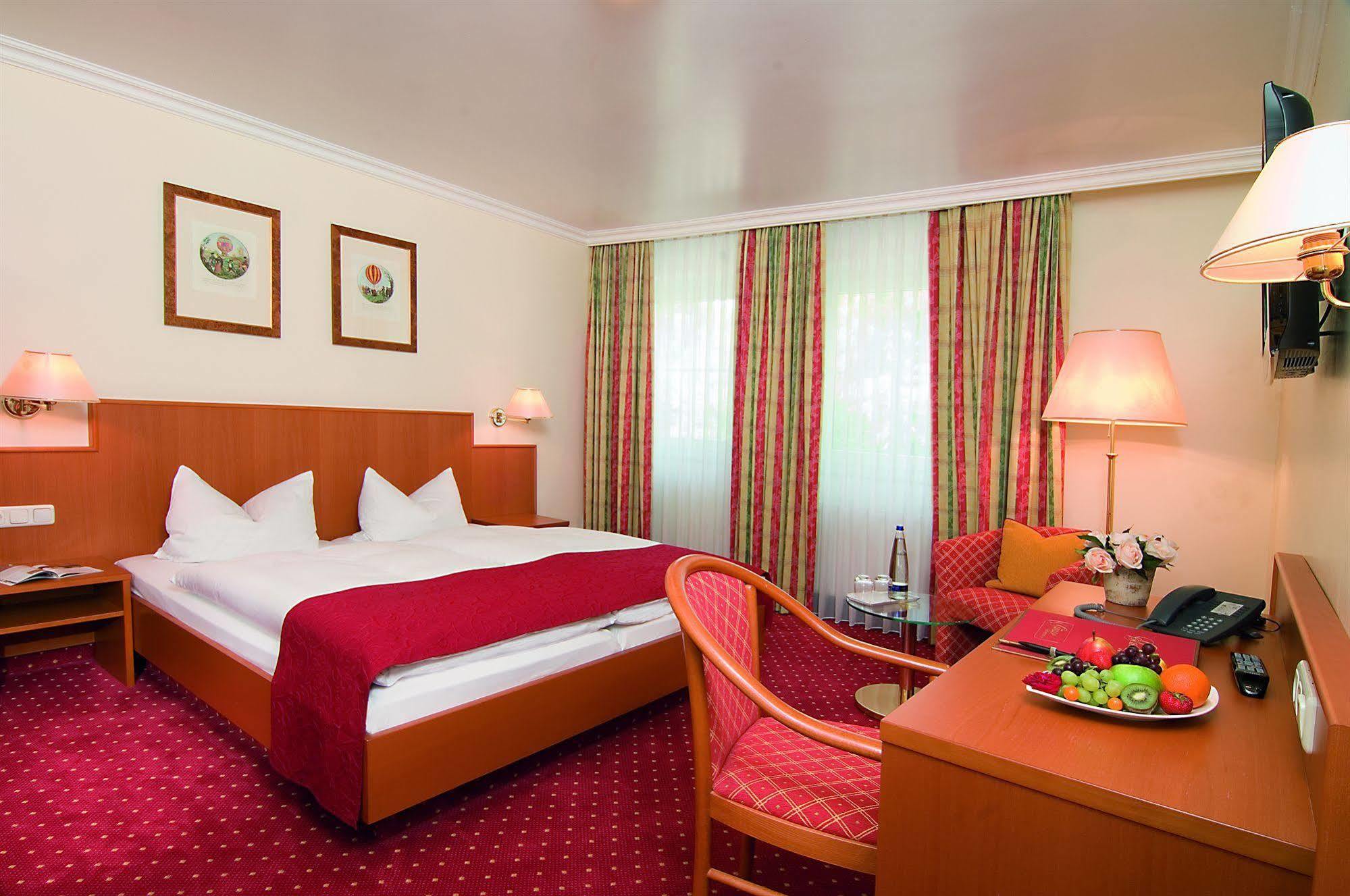 Landgasthof Hotel Gentner Norimberga Esterno foto